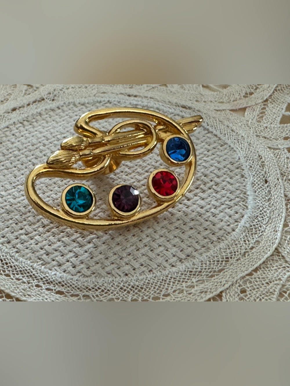 Vintage Avon Artist's Palette with colorful rhinestones pin